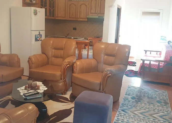 Hills Ferienhaus Vlorë